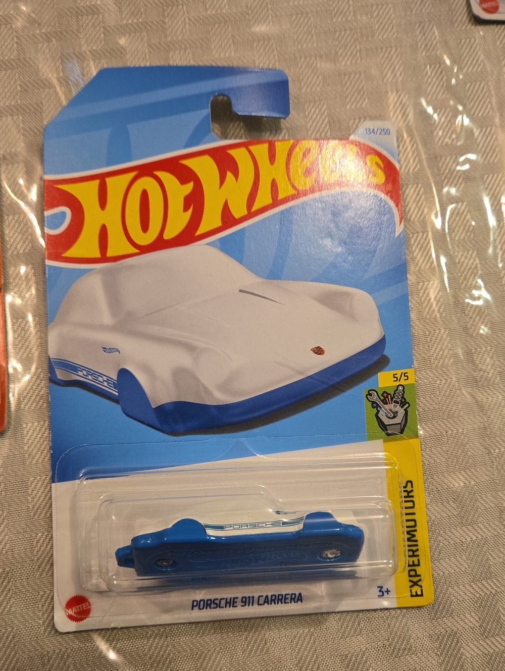 Mattel Hot Wheels Porsche 911 Carrera Blue and White